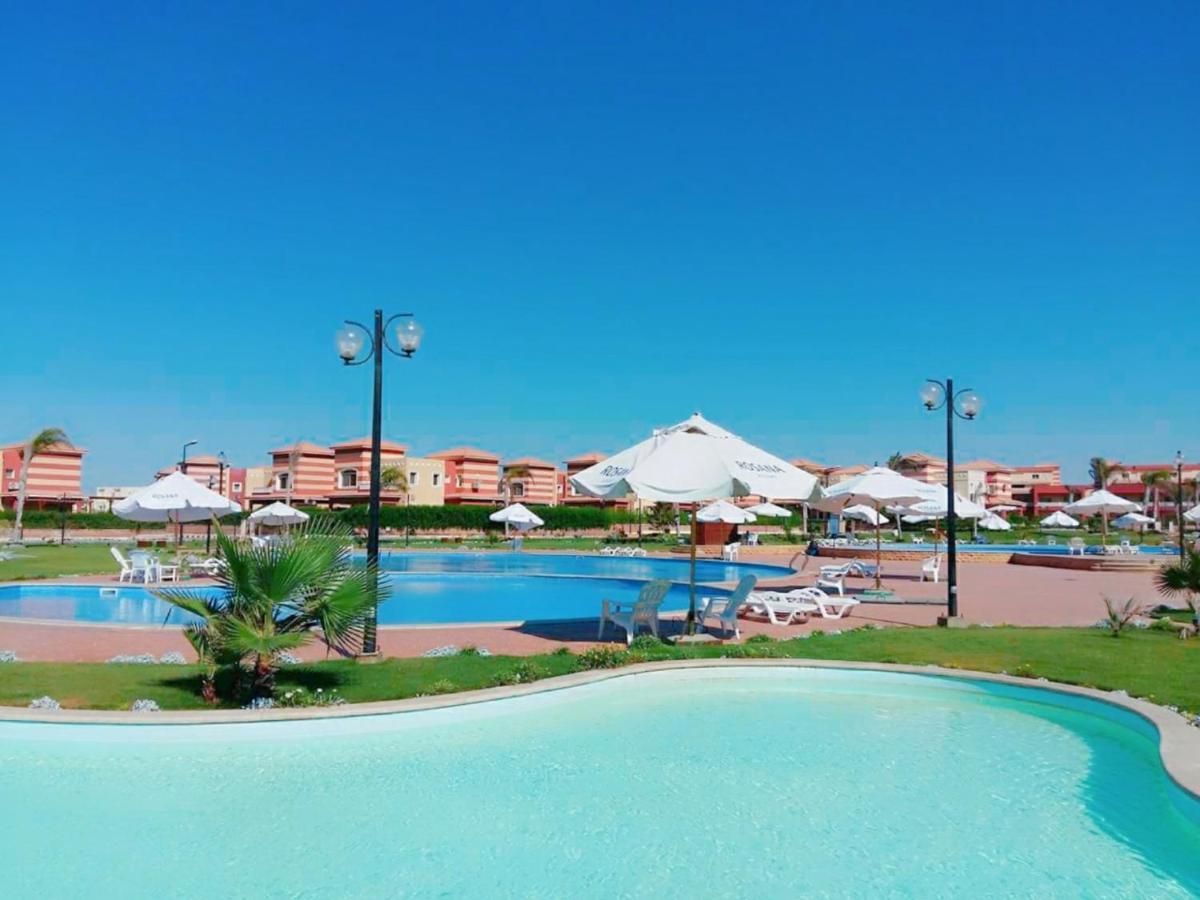 Villa Rosana Resort الساحل الشمالى Dawwar al Hajj Ahmad Luaran gambar